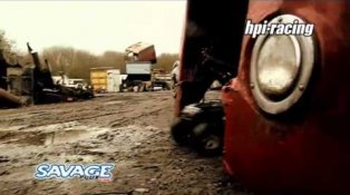 HPI TV Vidéos: HPI Savage Flux 2350 "Action... OUCH!"