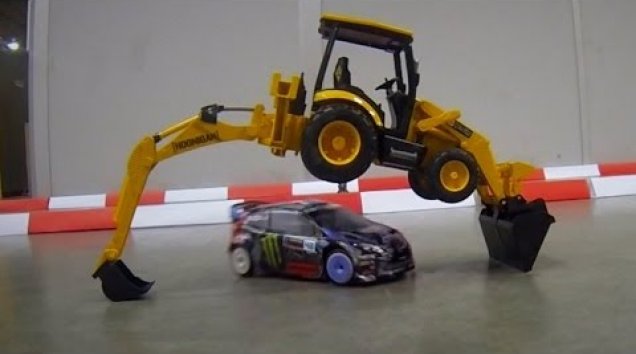 Видео HPI TV: HPI Racing's Ken Block Micro Gymkhana